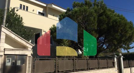 Продаж - Котедж 290 m² в Аттиці Продаж - Котедж 290 m² в Аттиці