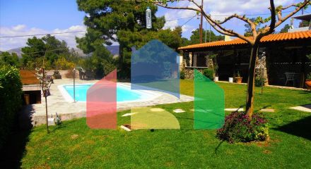 For Sale - Villa 240 m² in Attica