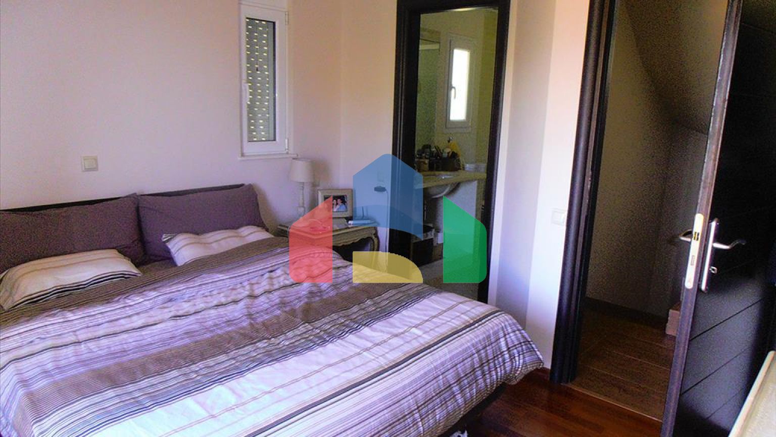 Продаж - Вілла 240 m² в Аттиці