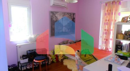 Продаж - Вілла 240 m² в Аттиці