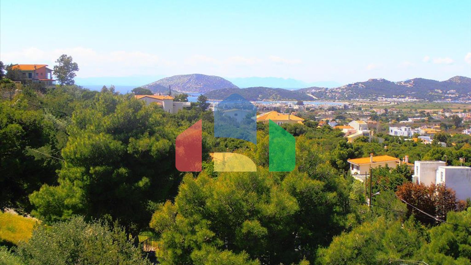 Продаж - Вілла 240 m² в Аттиці