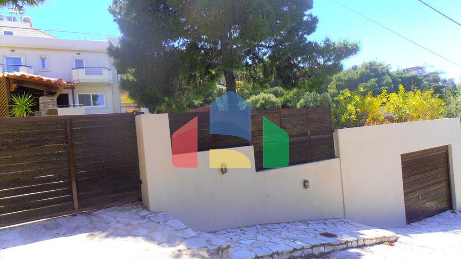 Продаж - Вілла 240 m² в Аттиці