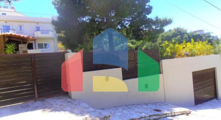 Продаж - Вілла 240 m² в Аттиці