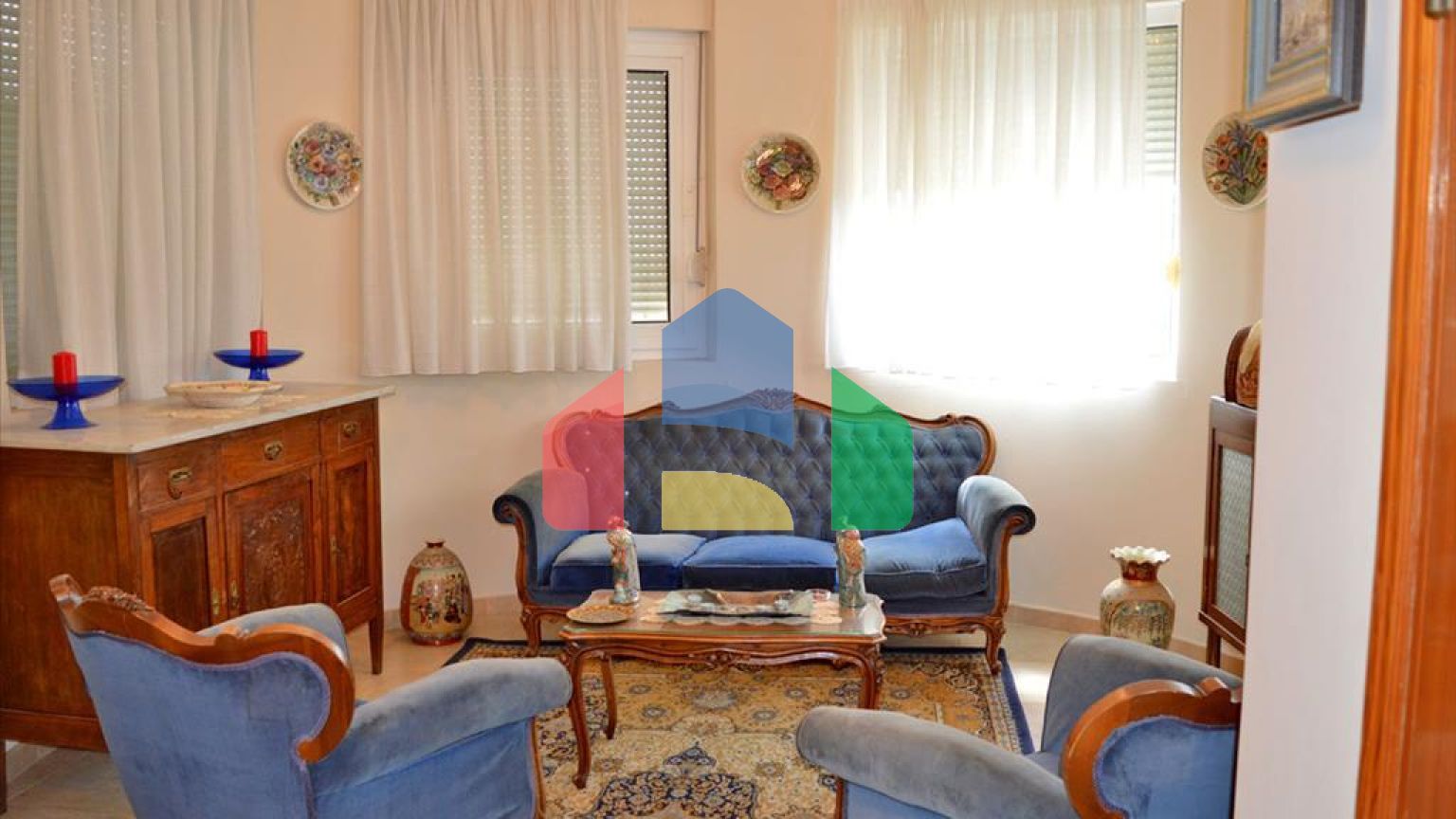 Продаж - Вілла 330 m² в Аттиці