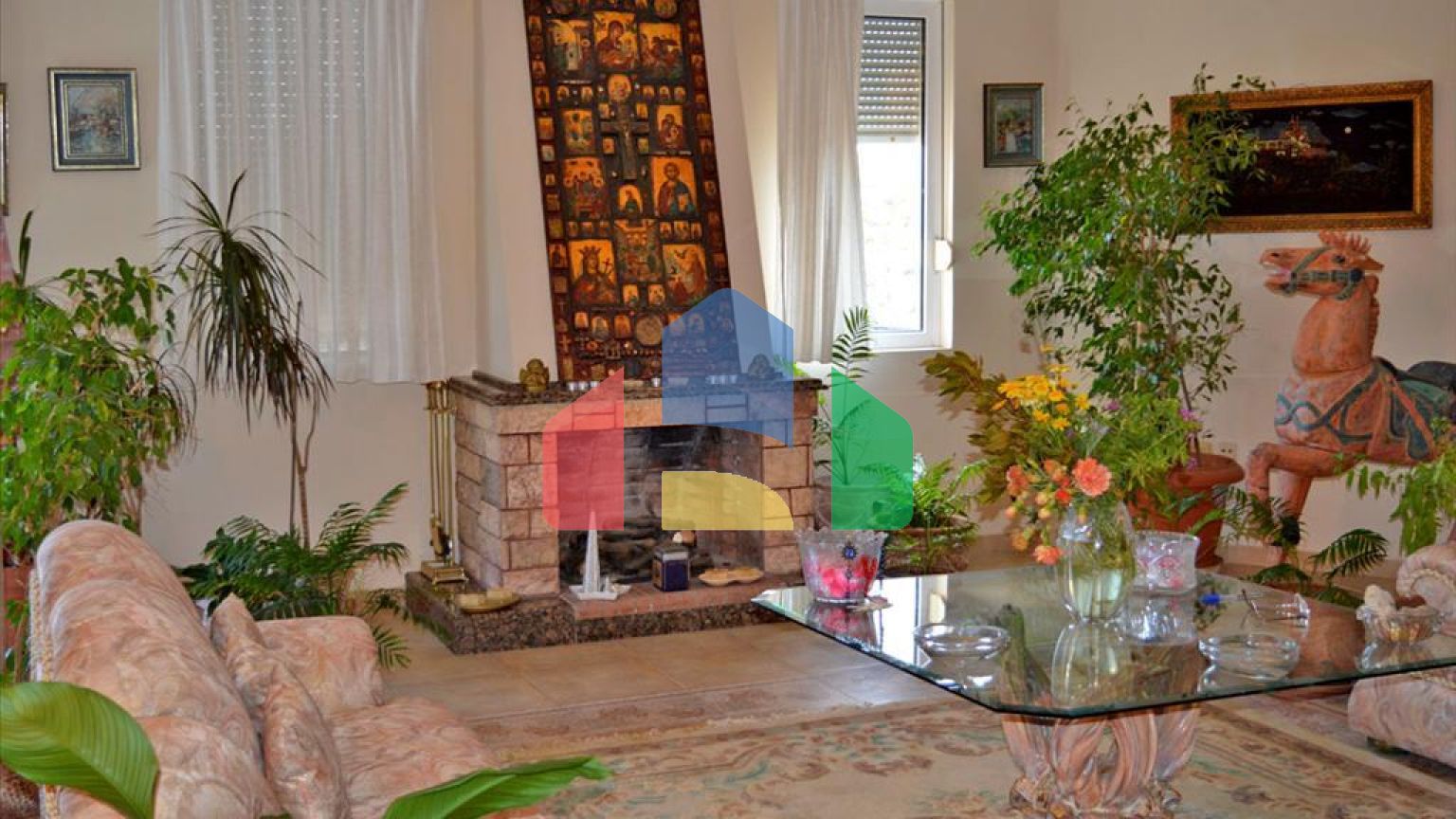 Продаж - Вілла 330 m² в Аттиці