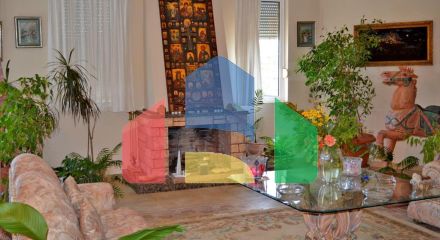 Продаж - Вілла 330 m² в Аттиці