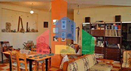 Продаж - Вілла 330 m² в Аттиці