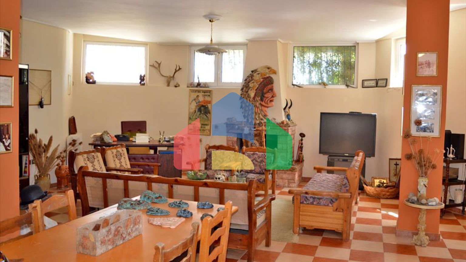 Продаж - Вілла 330 m² в Аттиці