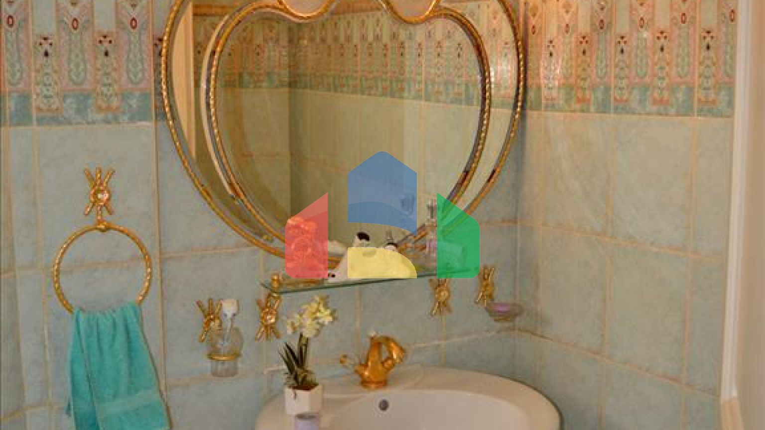 Продаж - Вілла 330 m² в Аттиці