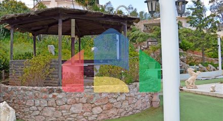 Продаж - Вілла 330 m² в Аттиці