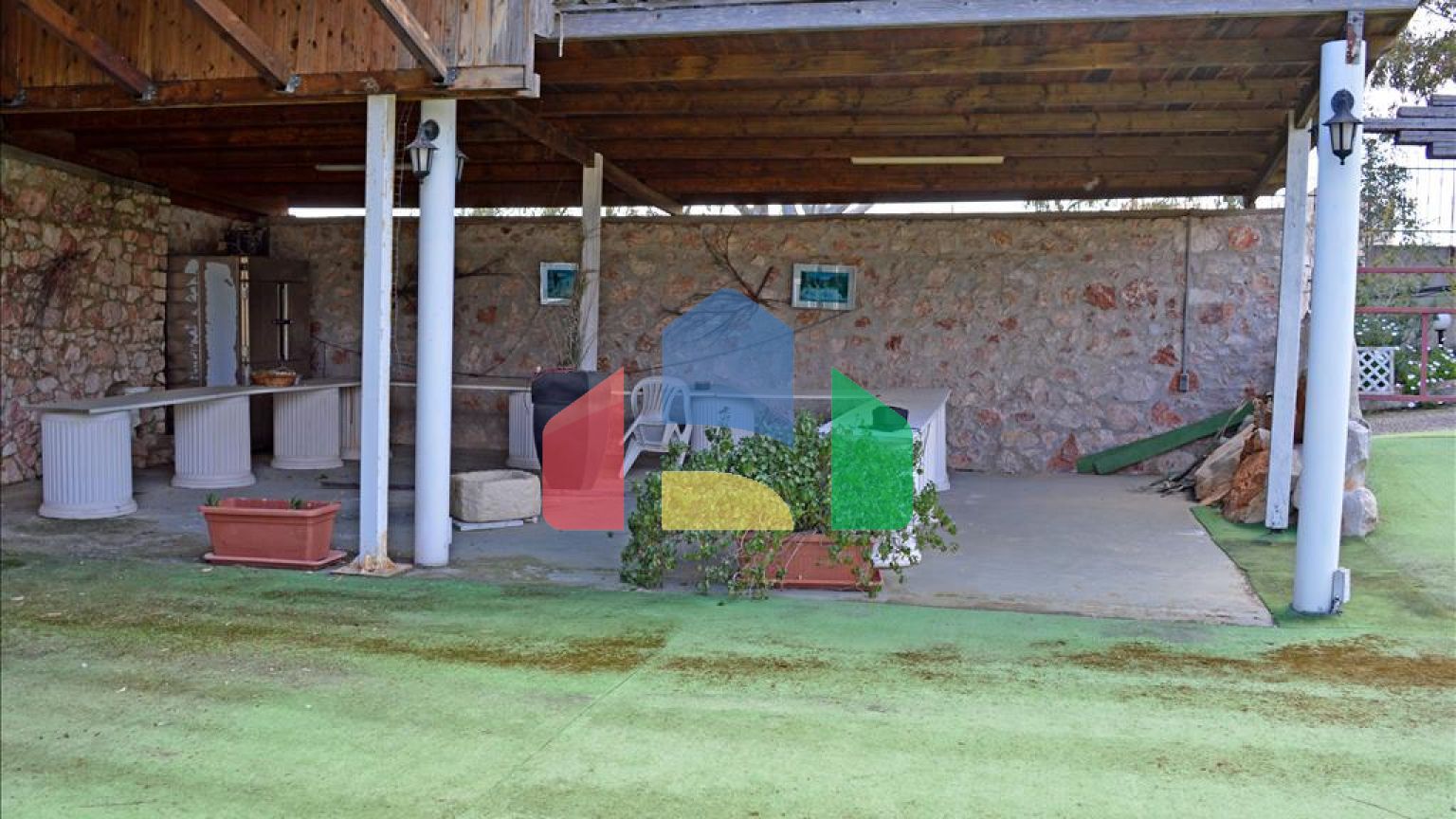 Продаж - Вілла 330 m² в Аттиці