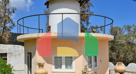 Продаж - Вілла 330 m² в Аттиці