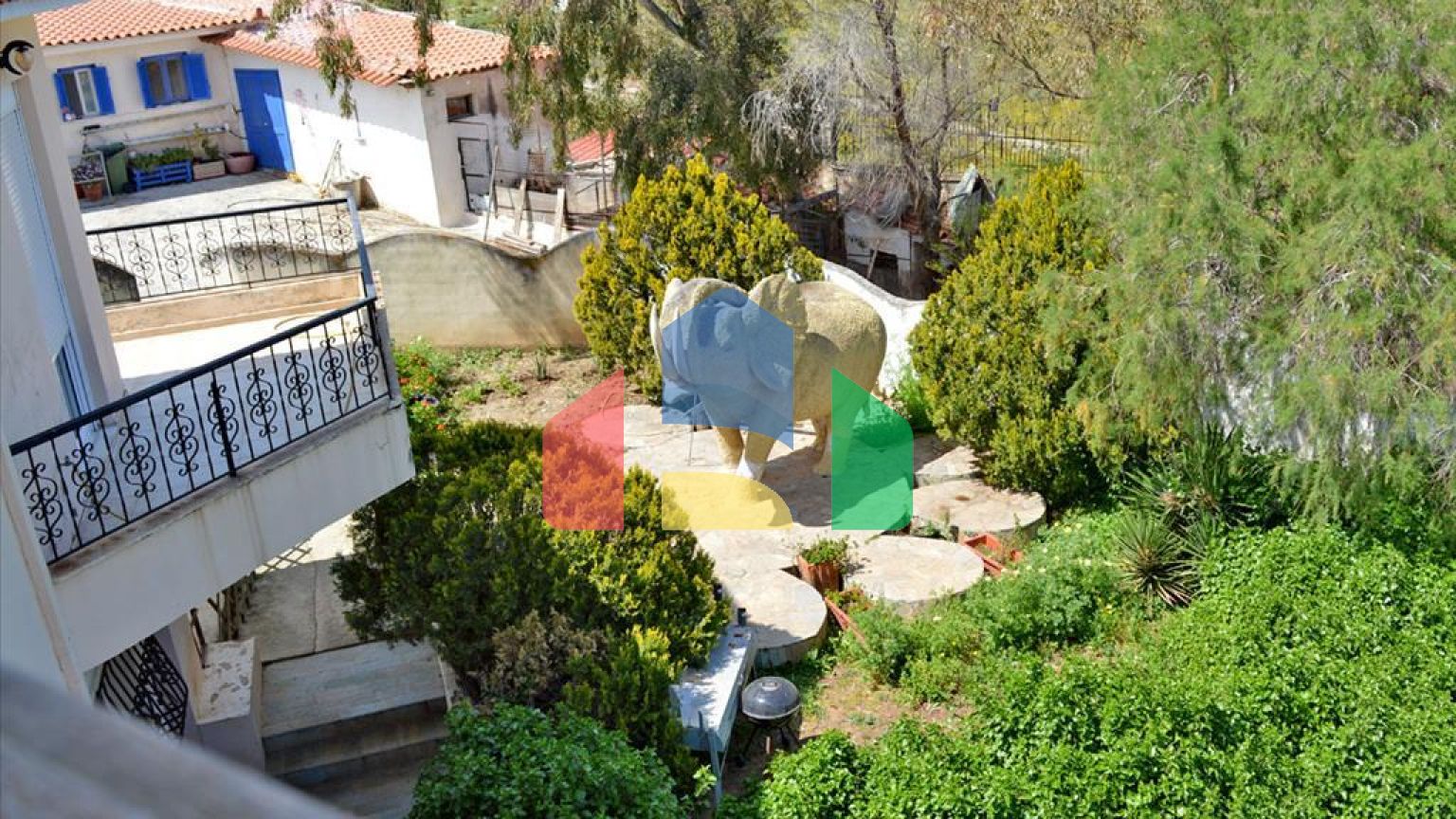 Продаж - Вілла 330 m² в Аттиці