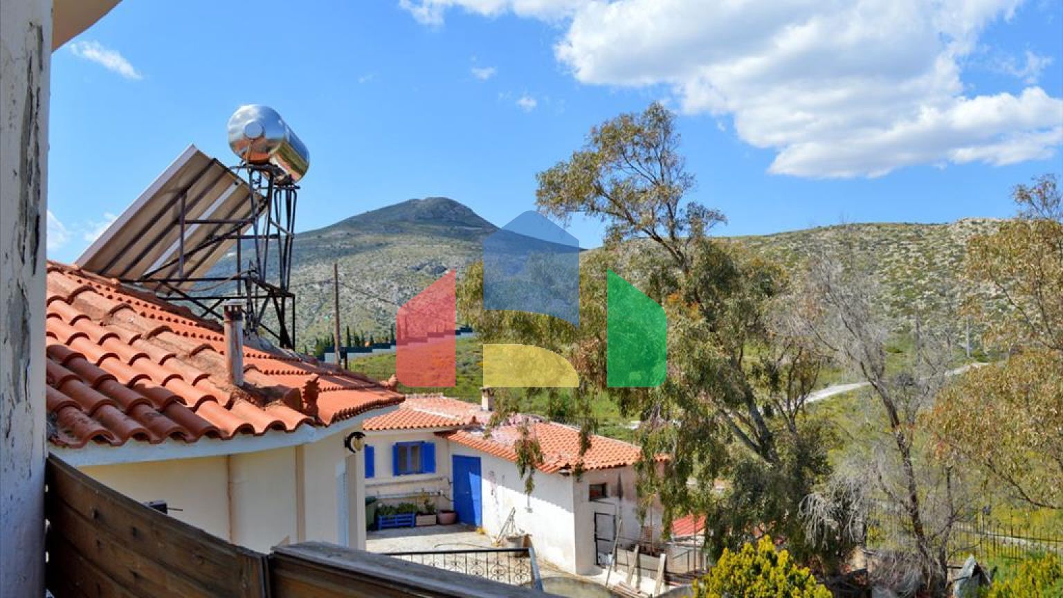 Продаж - Вілла 330 m² в Аттиці