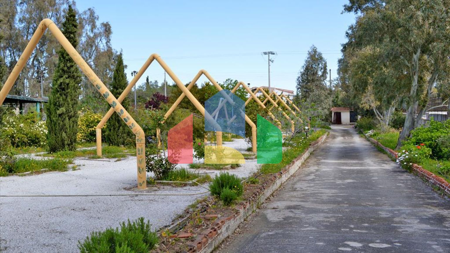 Продаж - Вілла 330 m² в Аттиці