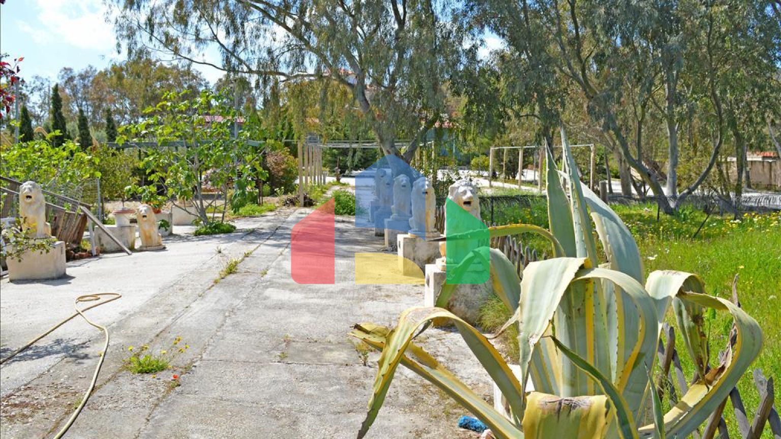 Продаж - Вілла 330 m² в Аттиці