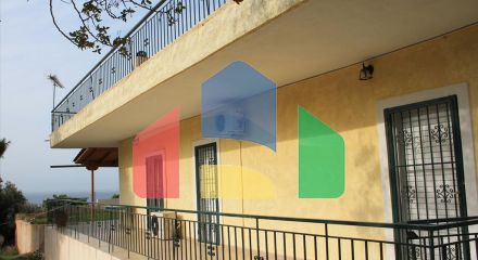 Продаж - Котедж 110 m² в Аттиці