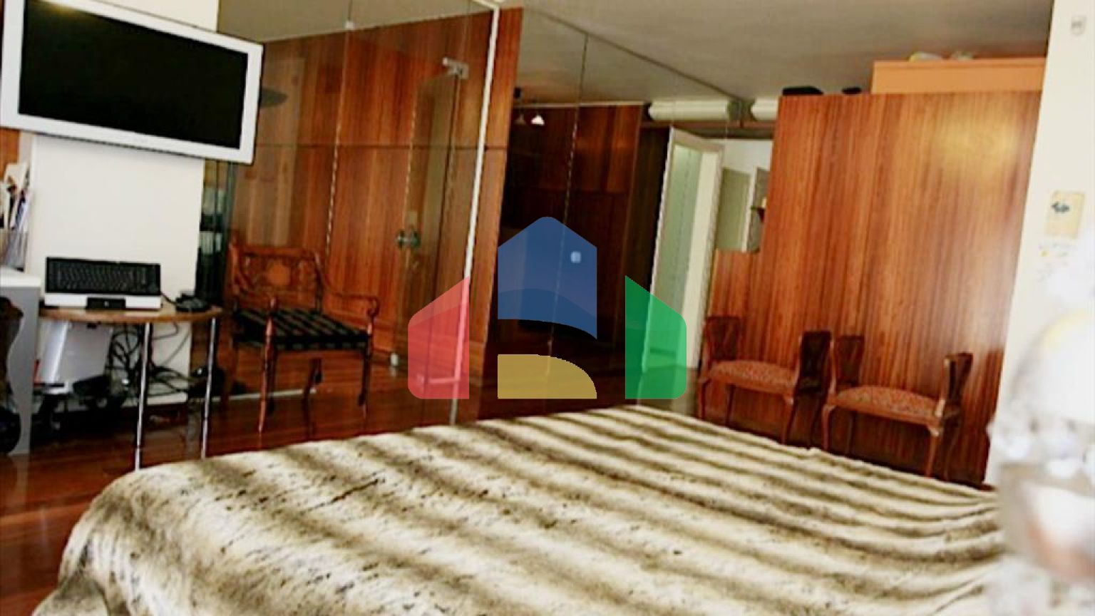 Продаж - Котедж 700 m² в Аттиці