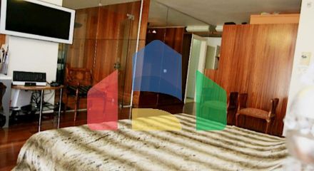 Продаж - Котедж 700 m² в Аттиці