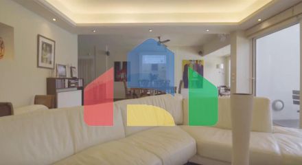 Продажа - Вилла 300 m² в Аттике Продажа - Вилла 300 m² в Аттике