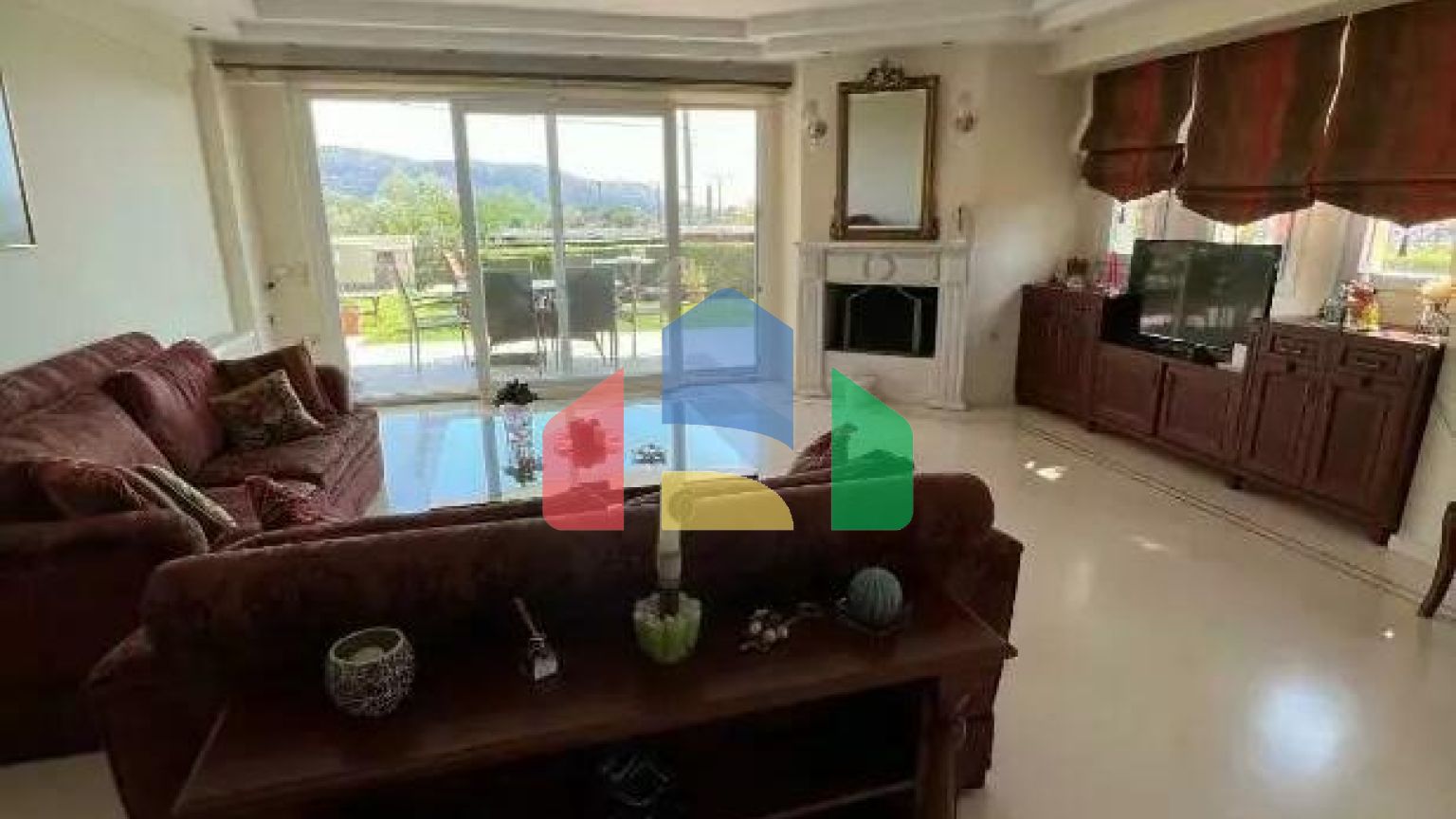 Продажа - Вилла 680 m² в Аттике