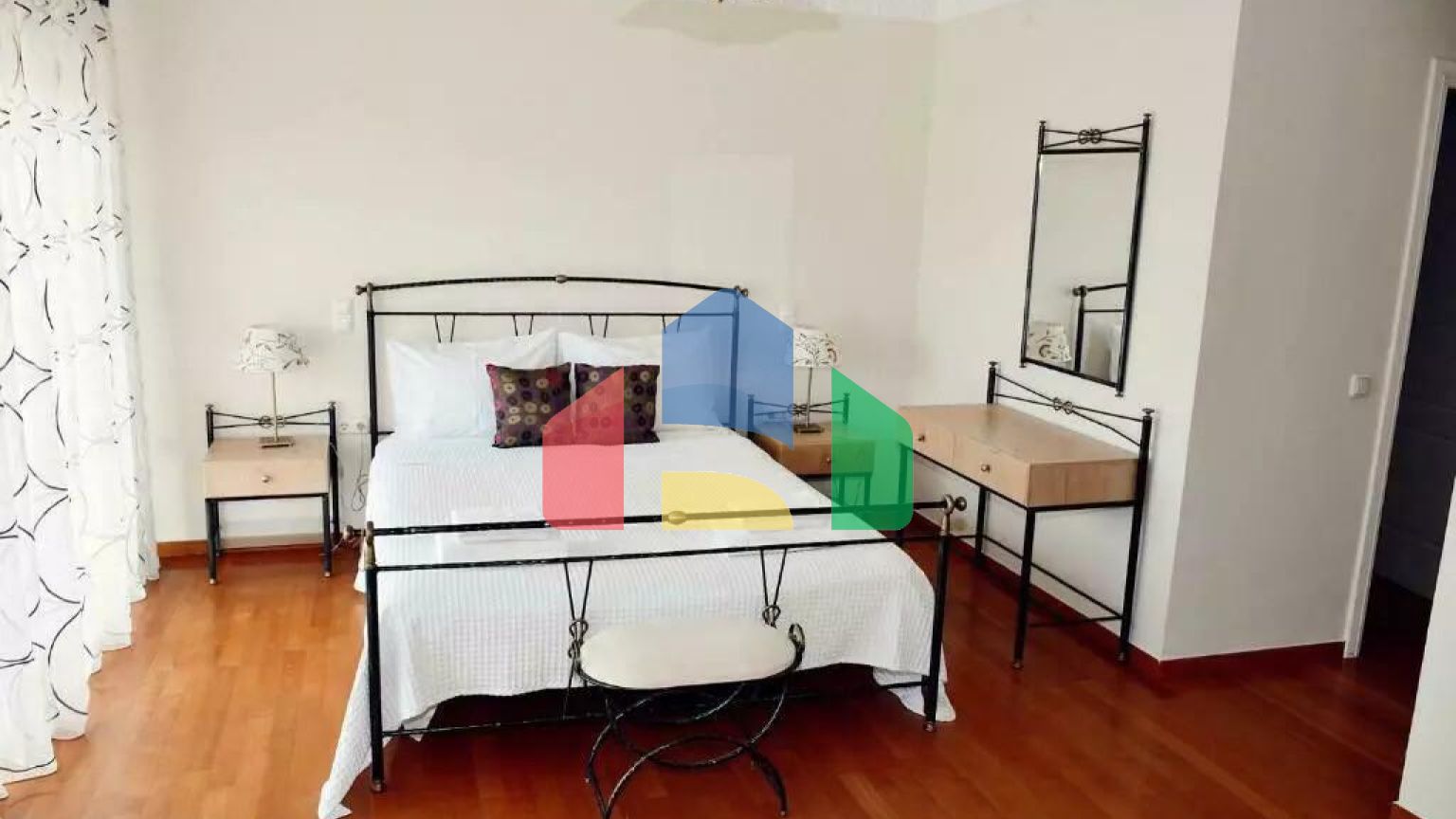 Продажа - Вилла 680 m² в Аттике