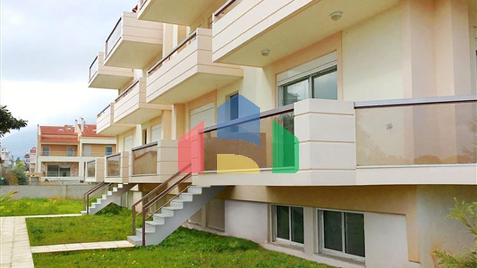 Продажа - Комплекс 1600 m² в Аттике