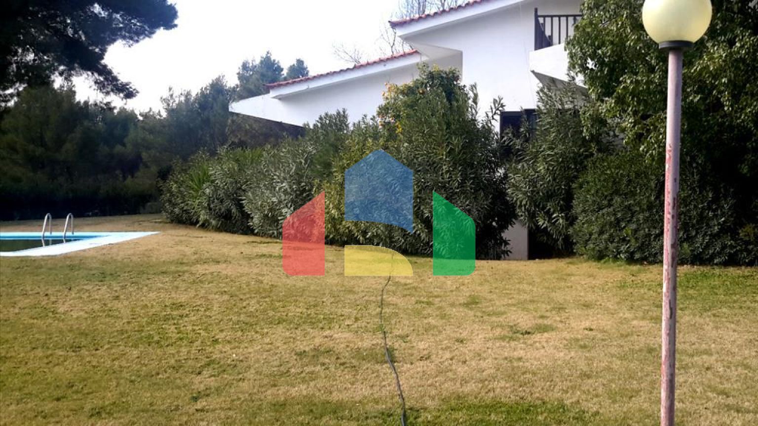 Продаж - Котедж 500 m² в Аттиці