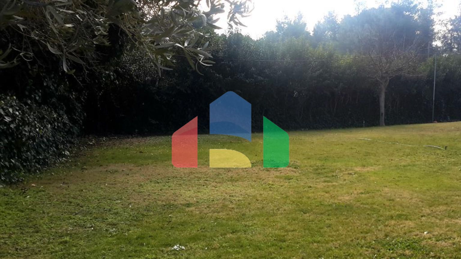 Продаж - Котедж 500 m² в Аттиці