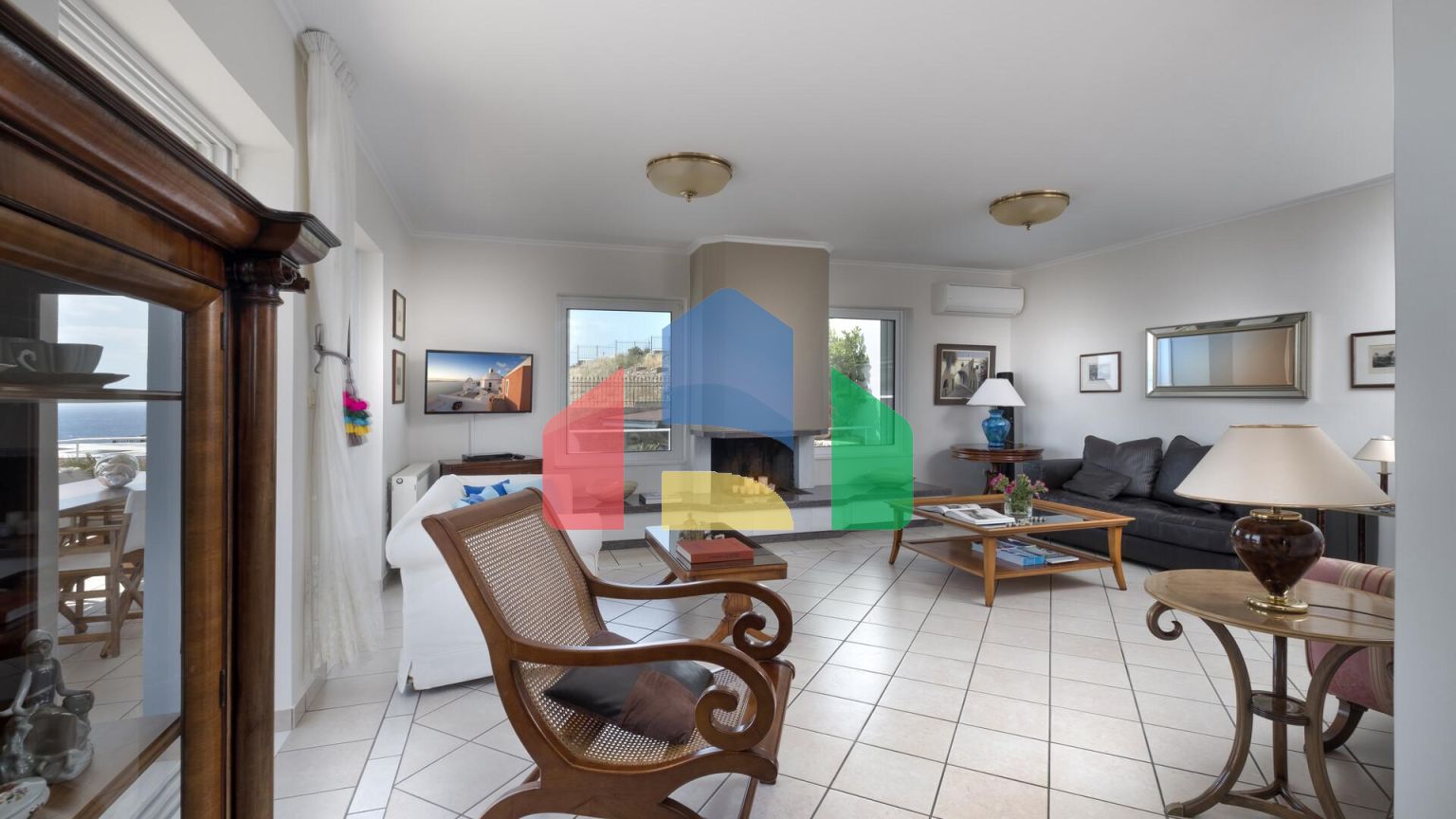 Продаж - Вілла 240 m² в Аттиці