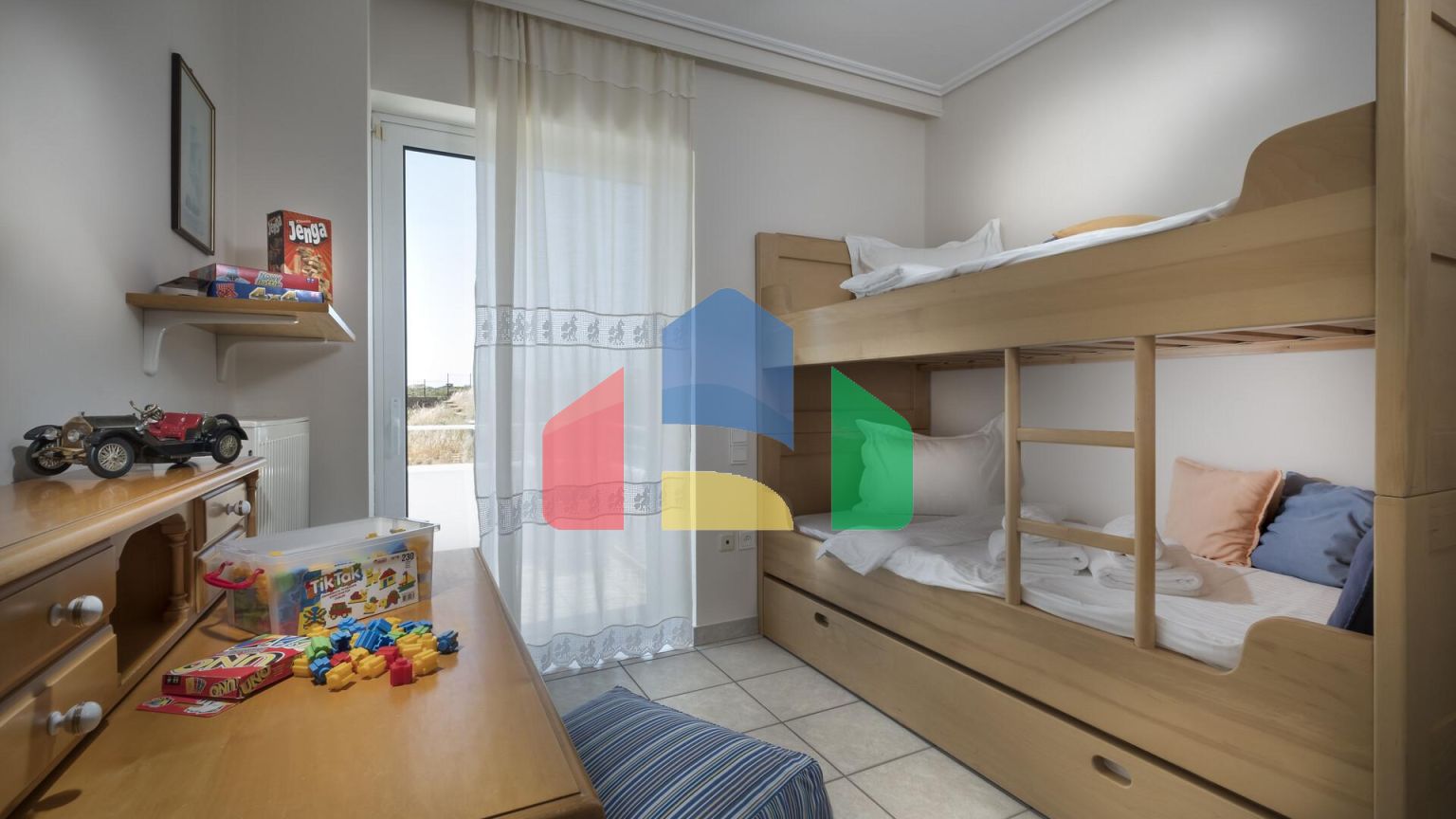 Продаж - Вілла 240 m² в Аттиці