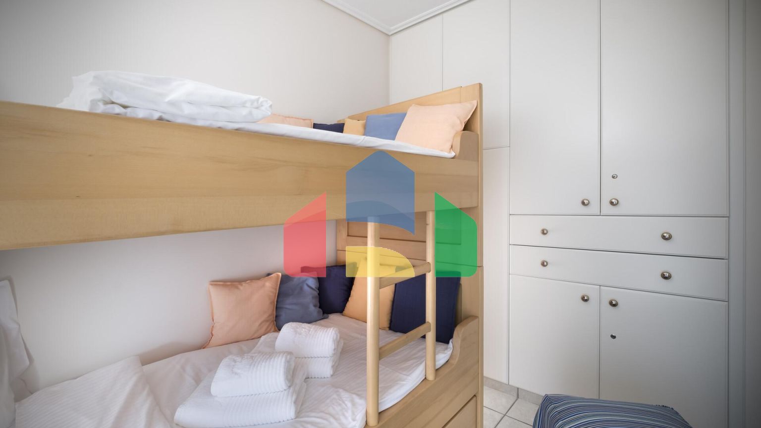 Продаж - Вілла 240 m² в Аттиці