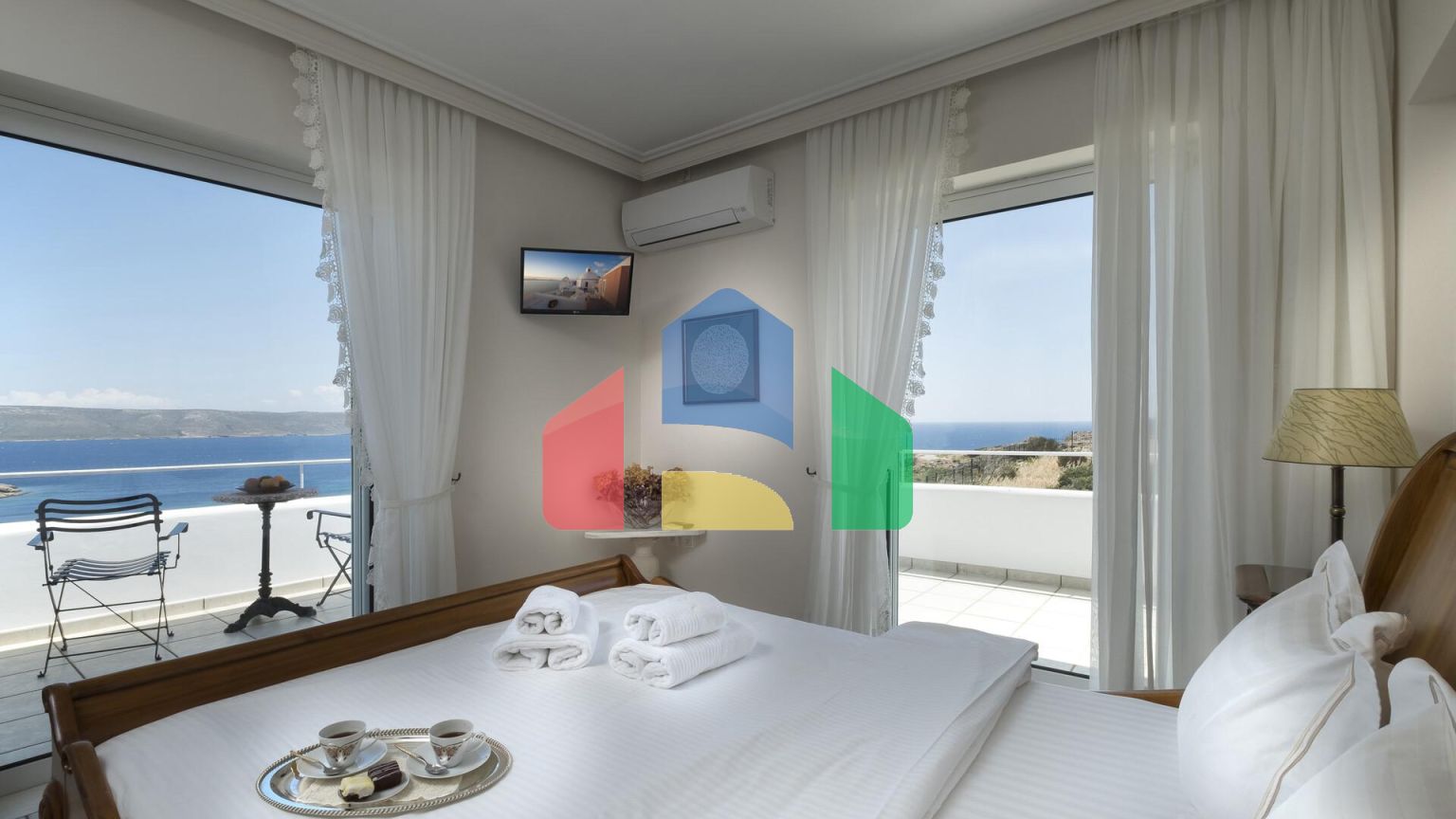 Продаж - Вілла 240 m² в Аттиці