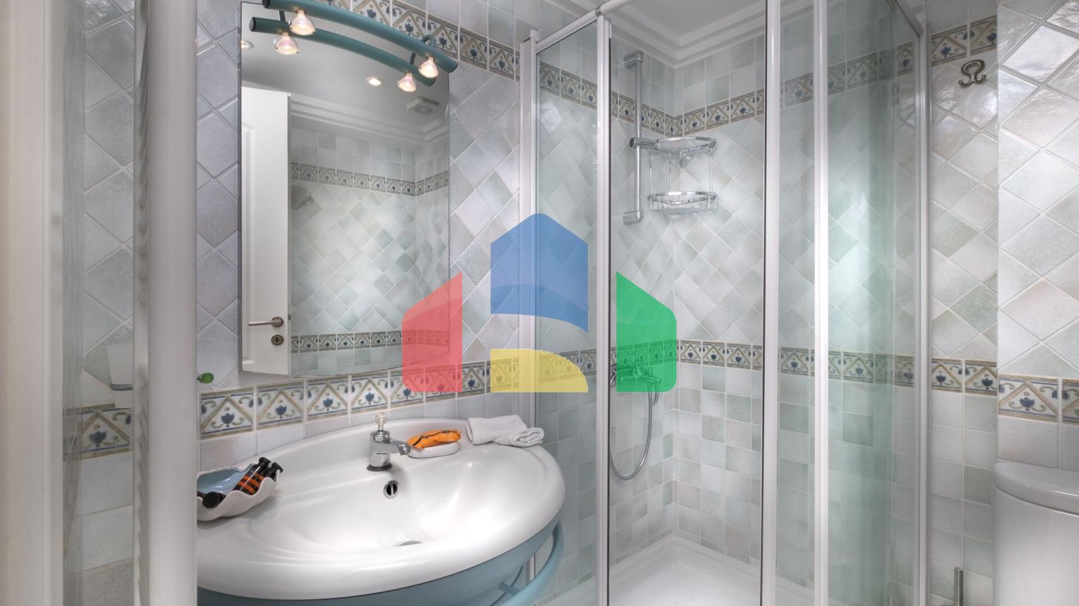 Продаж - Вілла 240 m² в Аттиці