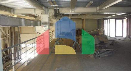 Продаж - Будівля 2055 m² в Аттиці