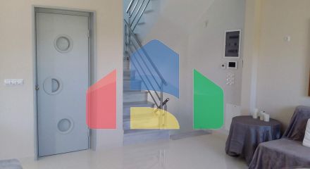 Продажа - Таунхаус 212 m² в Аттике