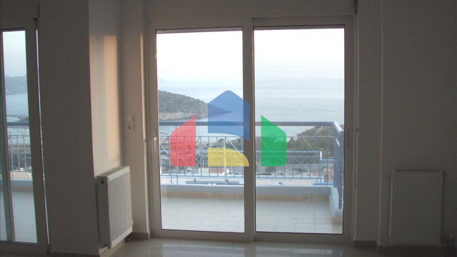 Продажа - Таунхаус 180 m² в Аттике