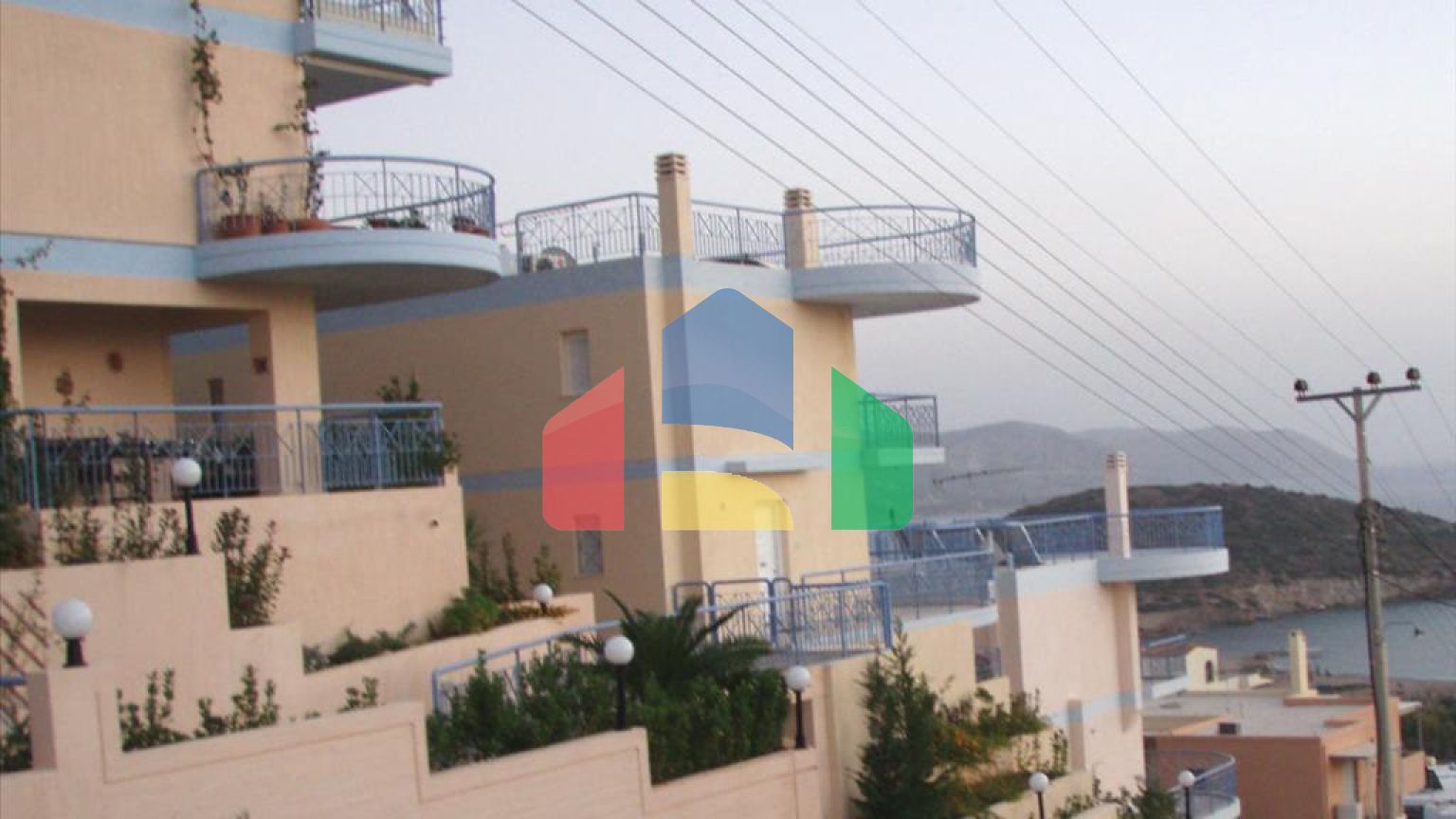 Продажа - Таунхаус 180 m² в Аттике