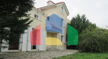 Продаж - Котедж 330 m² в Аттиці