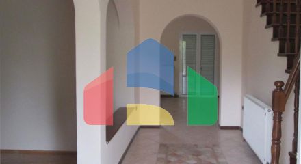 Продажа - Коттедж 330 m² в Аттике