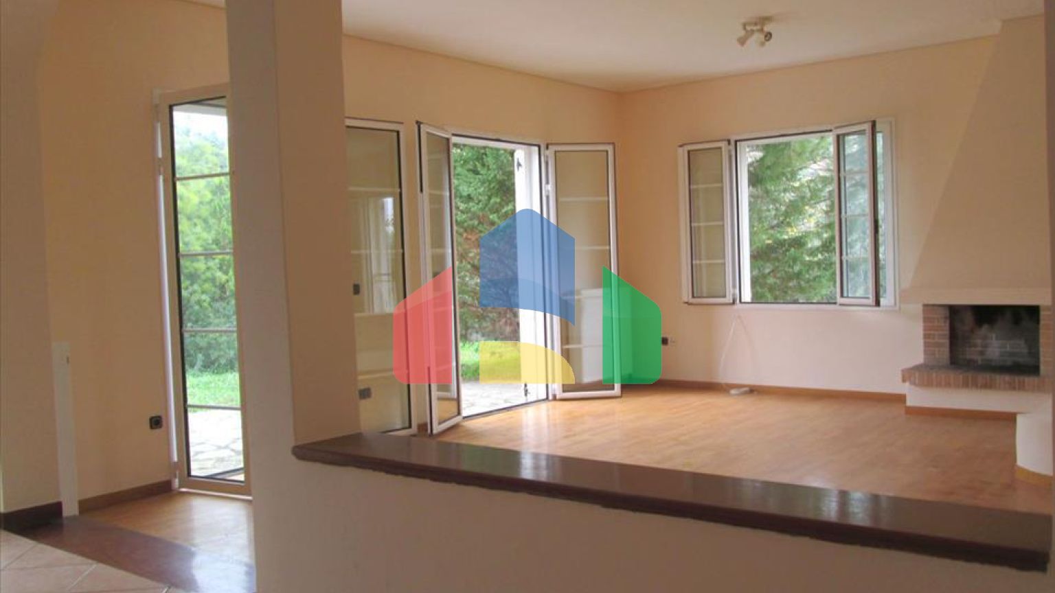 Продажа - Коттедж 330 m² в Аттике