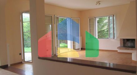 Продажа - Коттедж 330 m² в Аттике