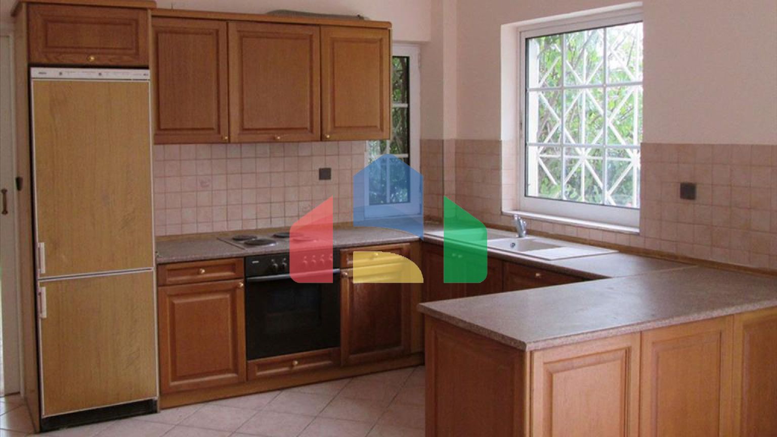 Продажа - Коттедж 330 m² в Аттике