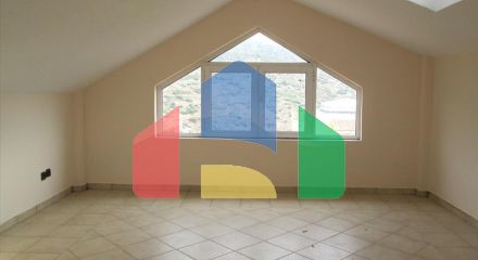 Продажа - Коттедж 330 m² в Аттике