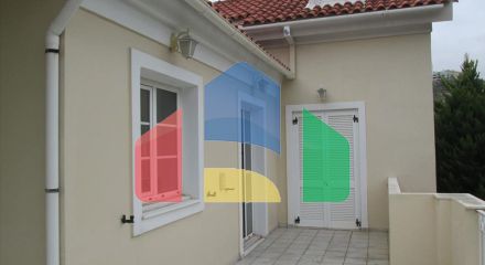 Продажа - Коттедж 330 m² в Аттике