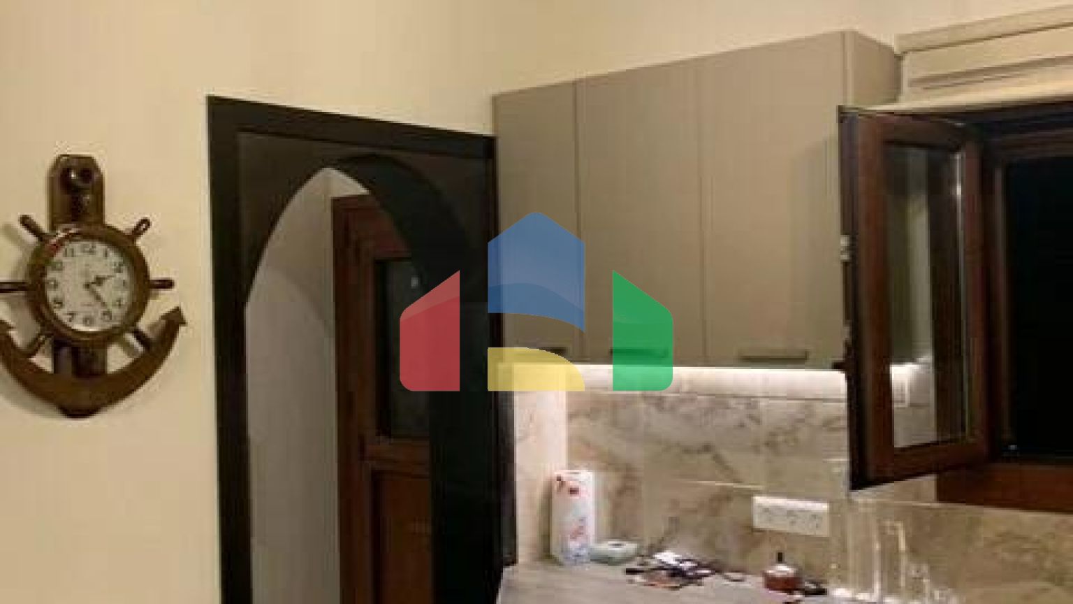 Продаж - Котедж 60 m² в Аттиці