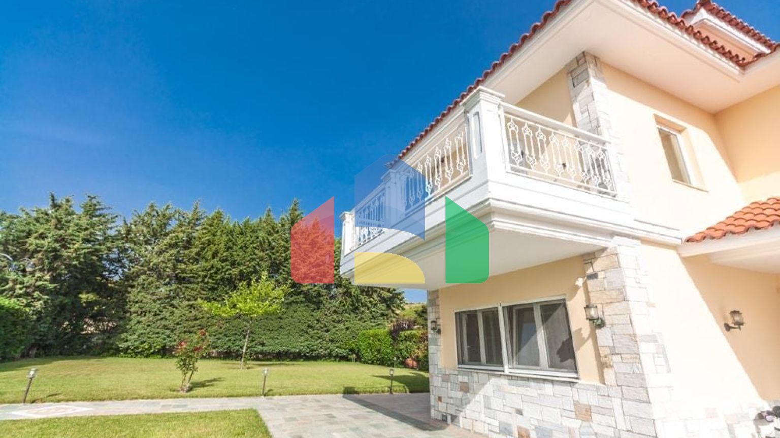 Продажа - Таунхаус 667 m² в Аттике