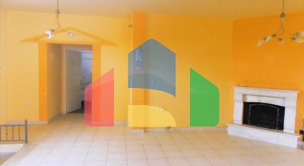 Продаж - Таунхаус 300 m² в Аттиці