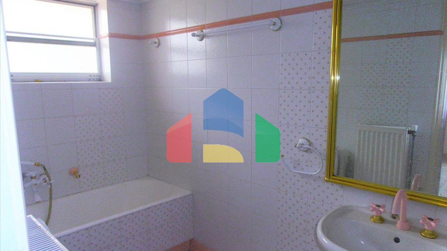 Продаж - Таунхаус 300 m² в Аттиці