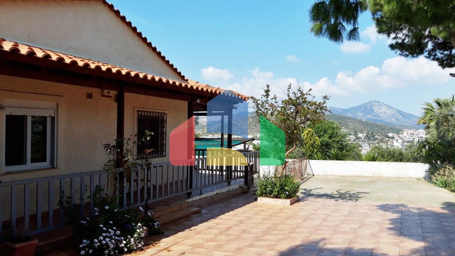 Продажа - Таунхаус 160 m² в Аттике